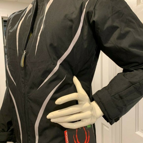 New with tags, authentic
SPYDER girls breaker -Active Sports - Picture 2 of 12